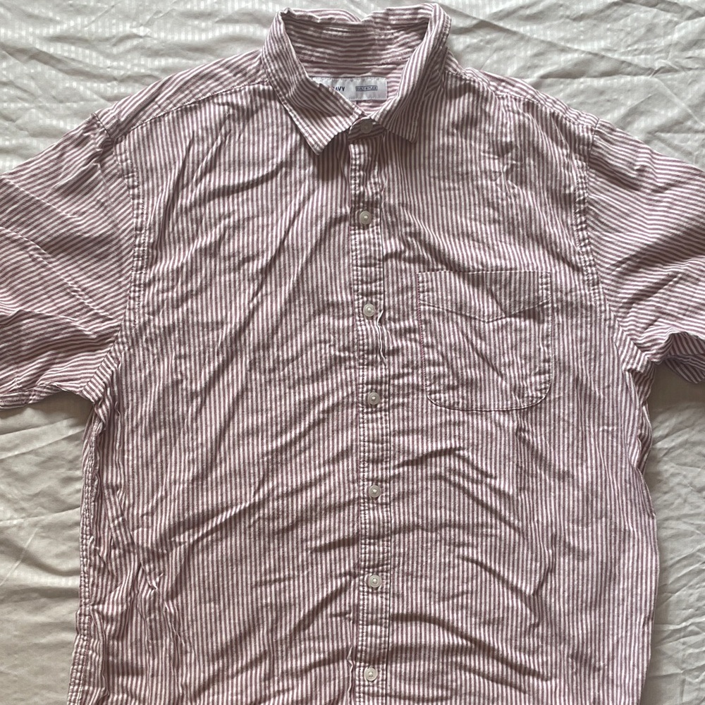 Old Navy Men's Casual Red and White Striped Shirt